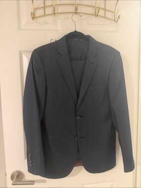 Men's Tailored Navy Blazer - Classic Two-Button Sport Coat & Pants